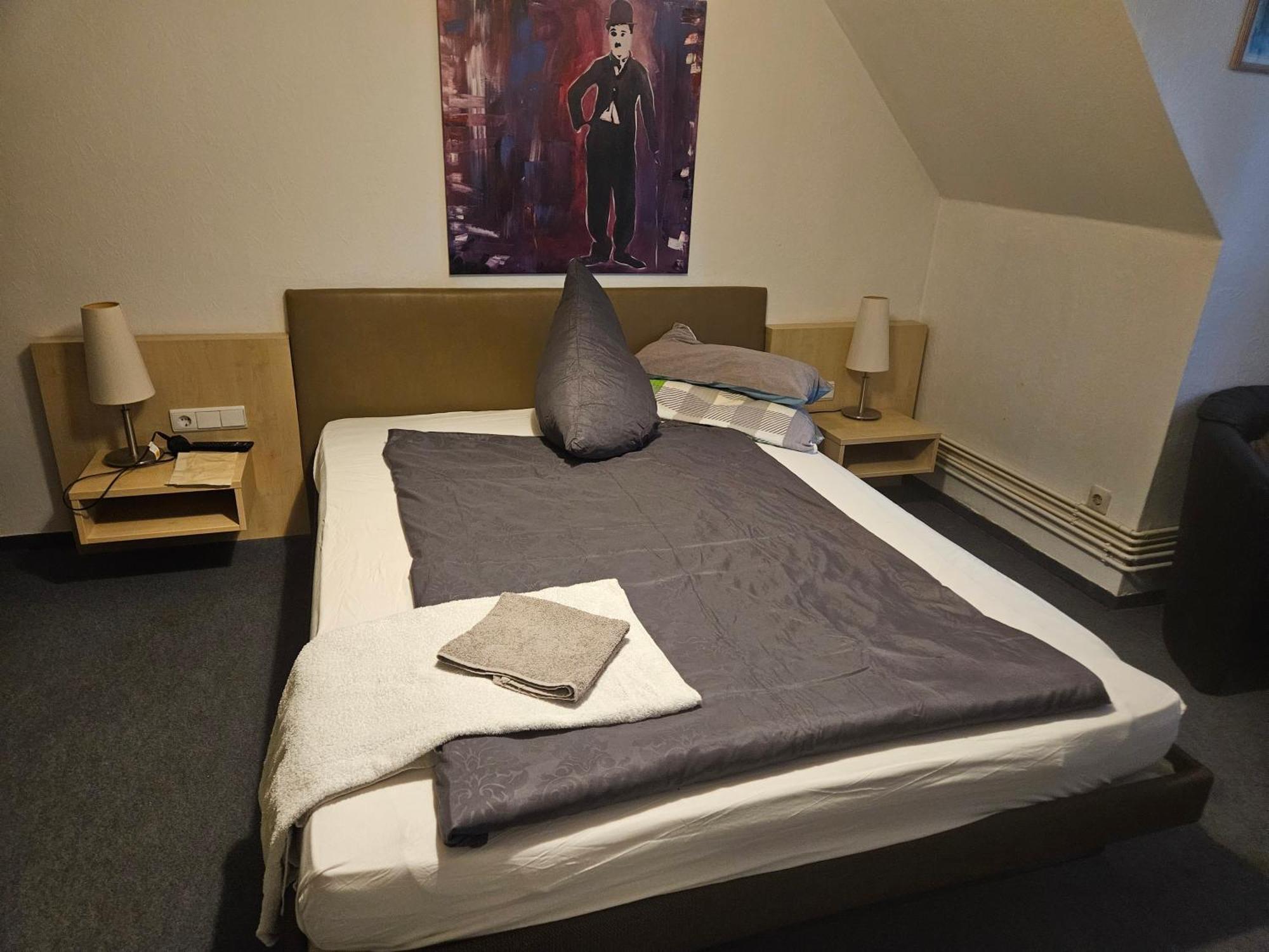 Hotel Zur Schmiede Heiningen Exteriér fotografie